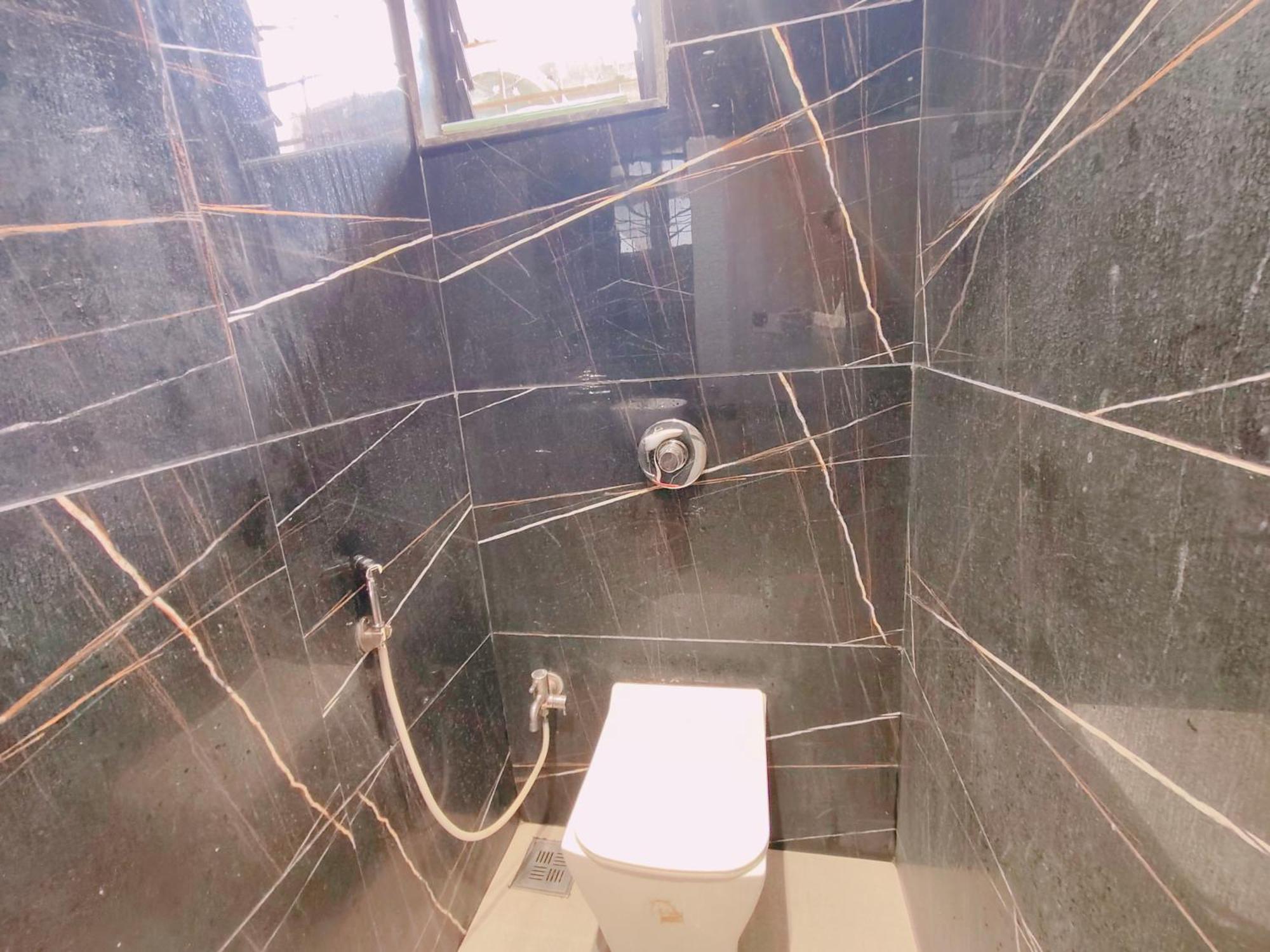 Hotel Pragati Inn أحمدناغار المظهر الخارجي الصورة