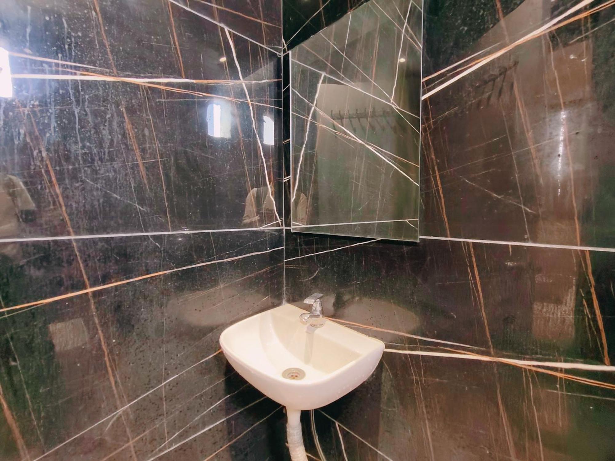 Hotel Pragati Inn أحمدناغار المظهر الخارجي الصورة