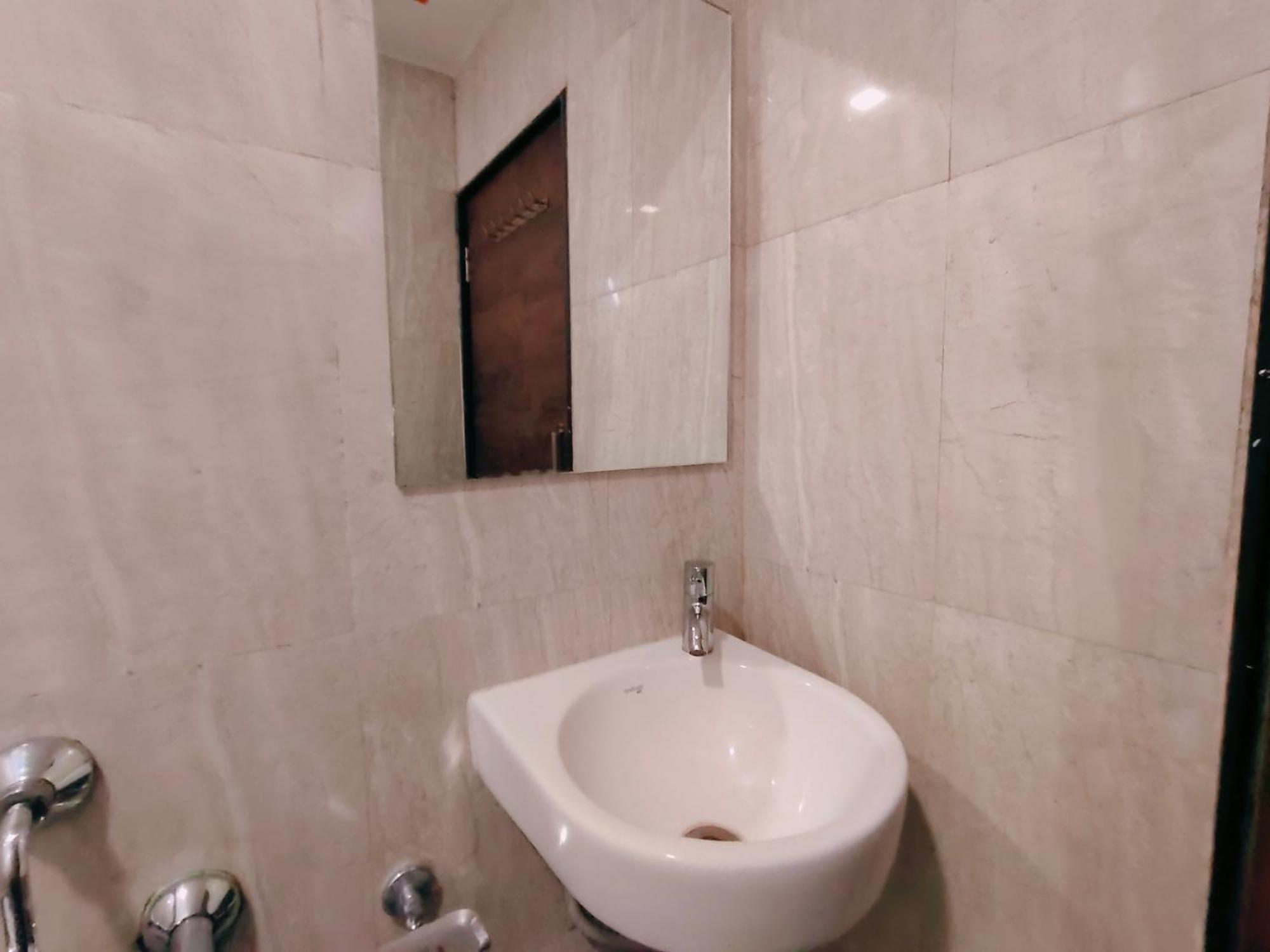 Hotel Pragati Inn أحمدناغار المظهر الخارجي الصورة